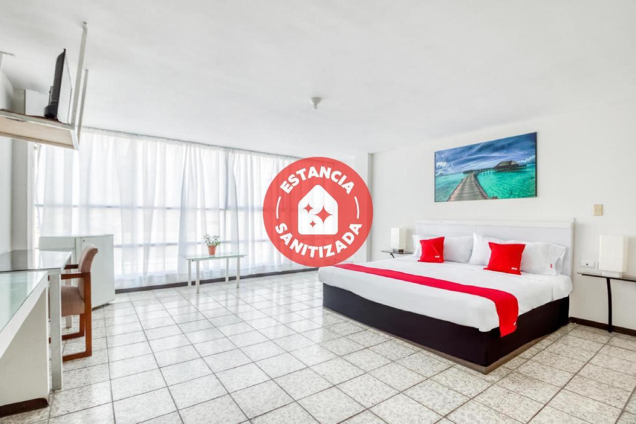 Oyo Hotel Del Llanito, Aguascalientes Exteriör bild