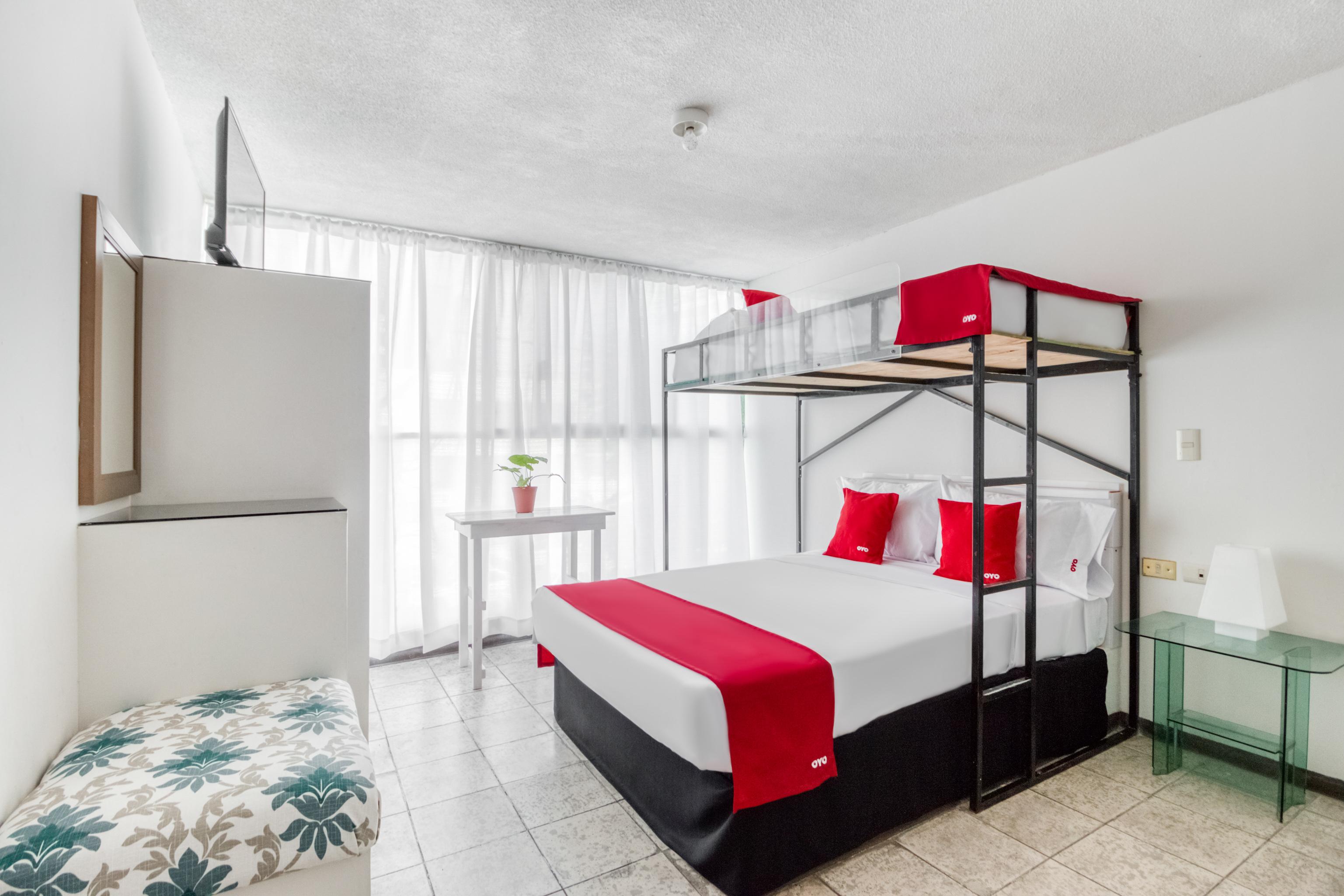 Oyo Hotel Del Llanito, Aguascalientes Exteriör bild