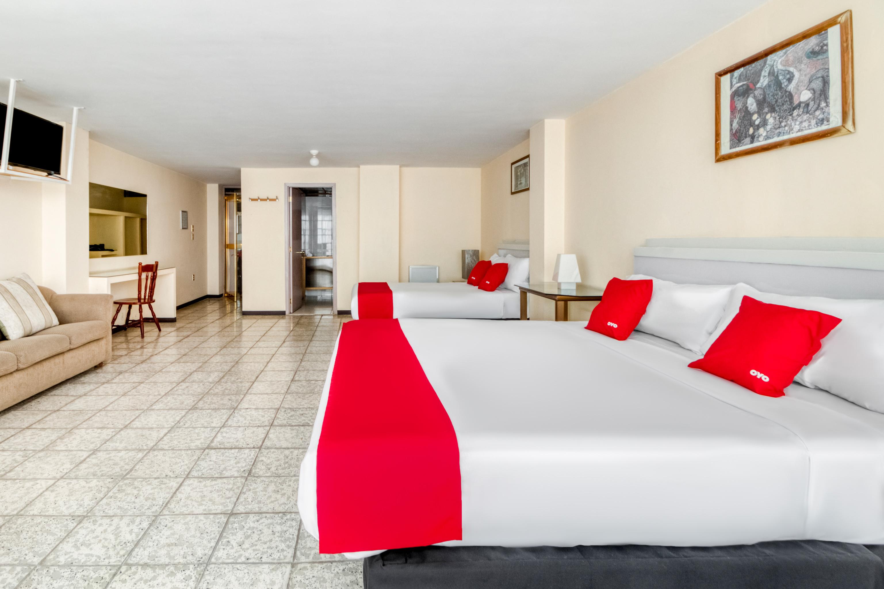 Oyo Hotel Del Llanito, Aguascalientes Exteriör bild