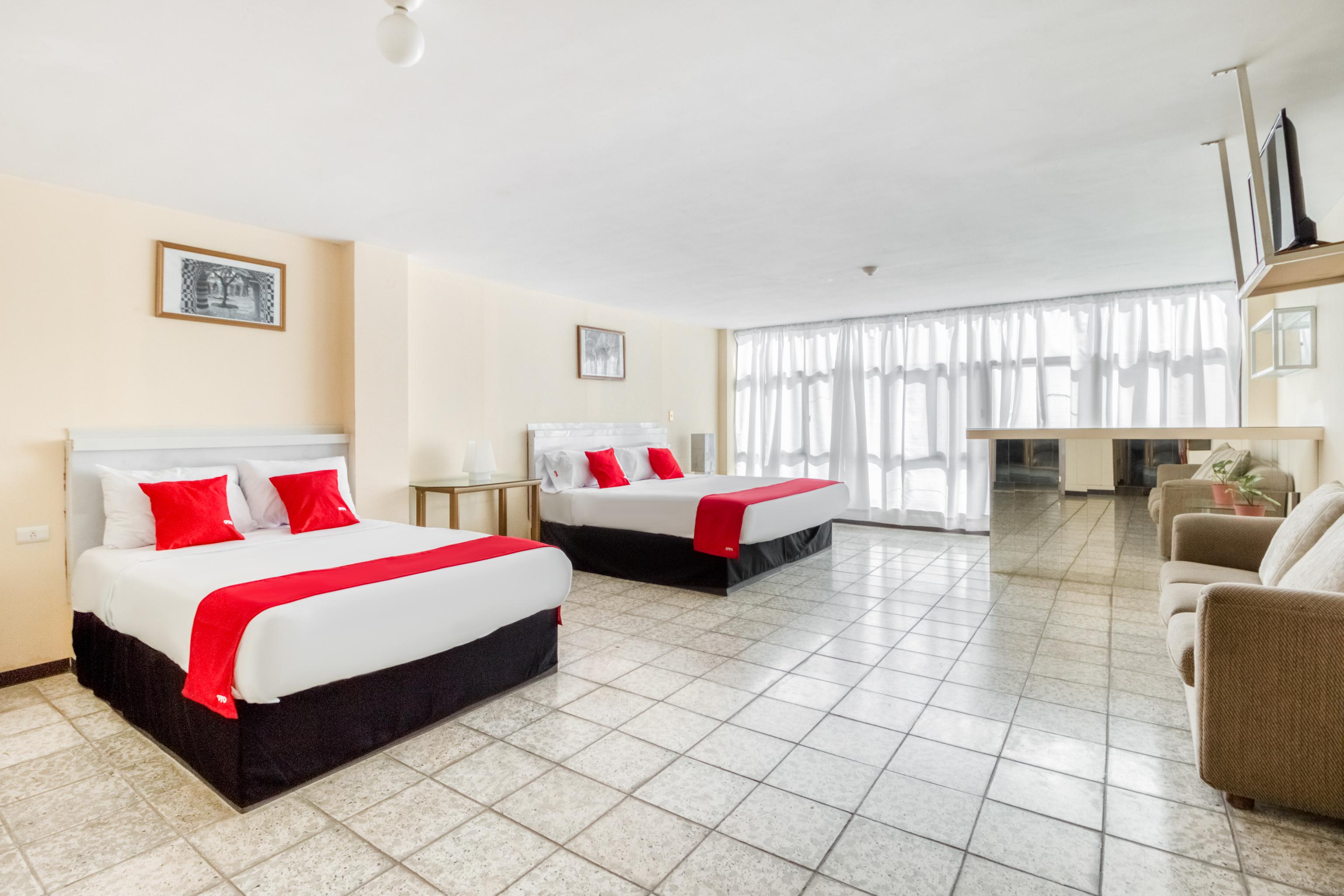 Oyo Hotel Del Llanito, Aguascalientes Exteriör bild